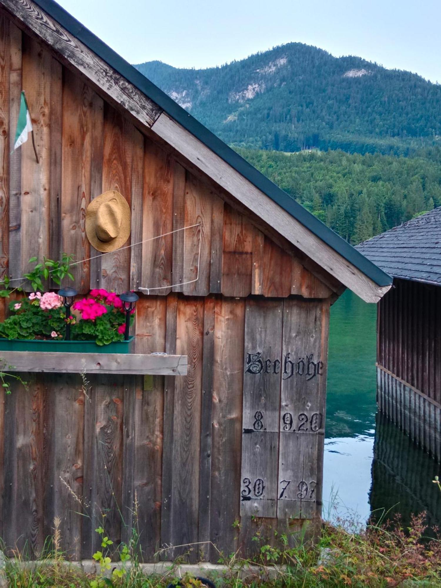 Ferienwohnung "Kaiserblick" バート・アウスゼー エクステリア 写真